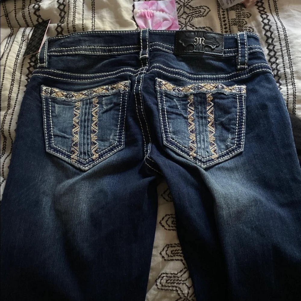 Miss Me Jeans - Picture 2 of 2